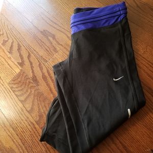 Nike Dri- fit  capris leggings